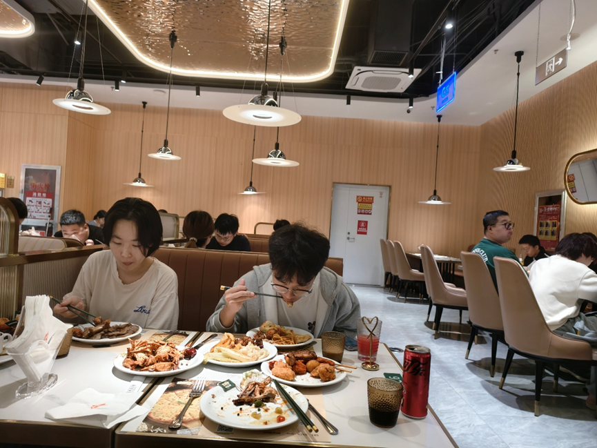迎新聚力，未来可期——欢迎2025级新同学